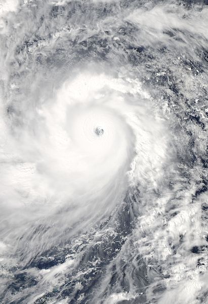 Haiyan 2013-11-07 0420Z